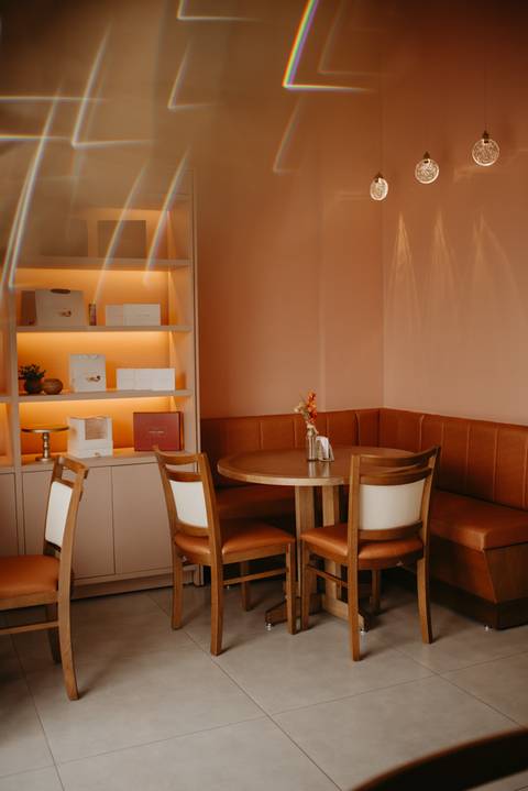 ensaio de marca; ensaio branding

brand session; ensaio de marca pessoa; fotografa em campo grande; fotos profissionais; fotos profissionais em campo grande; ensaio confeiteira; ensaio de marca confeiteira; confeitaria; new brand; branding'