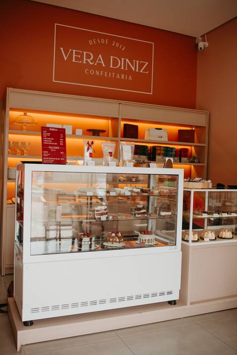 ensaio de marca; ensaio branding

brand session; ensaio de marca pessoa; fotografa em campo grande; fotos profissionais; fotos profissionais em campo grande; ensaio confeiteira; ensaio de marca confeiteira; confeitaria; new brand; branding'