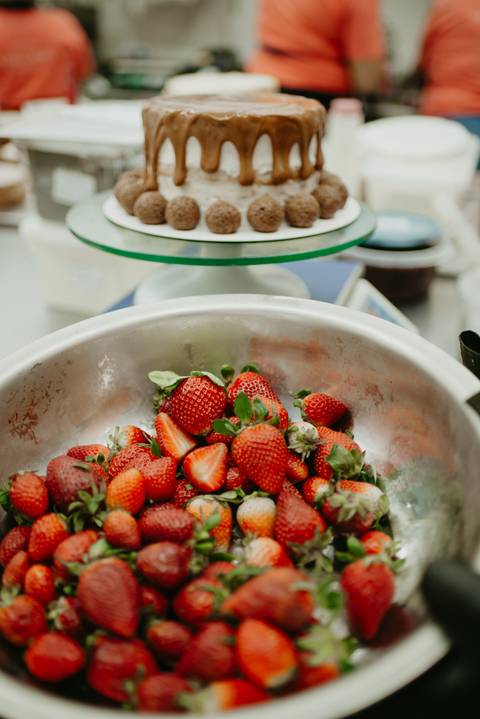 ensaio de marca; ensaio branding

brand session; ensaio de marca pessoa; fotografa em campo grande; fotos profissionais; fotos profissionais em campo grande; ensaio confeiteira; ensaio de marca confeiteira; confeitaria; new brand; branding'