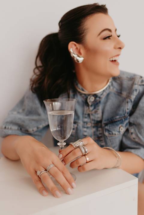 ensaio de marca; ensaio branding



brand session; ensaio de marca pessoa; fotografa em campo grande; ensaio empreendedora; ensaio de marca ; fotos profissionais; fotos profissionais em campo grande; ensaio de joias; semi joias; '