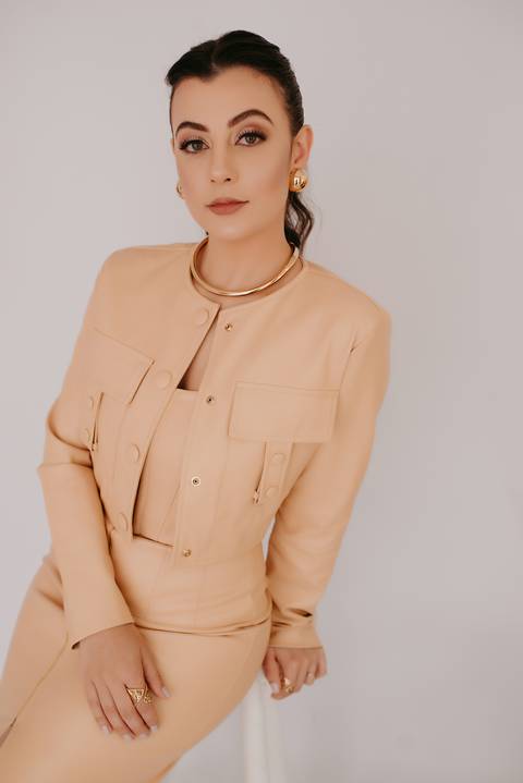 ensaio de marca; ensaio branding



brand session; ensaio de marca pessoa; fotografa em campo grande; ensaio empreendedora; ensaio de marca ; fotos profissionais; fotos profissionais em campo grande; ensaio de joias; semi joias; '