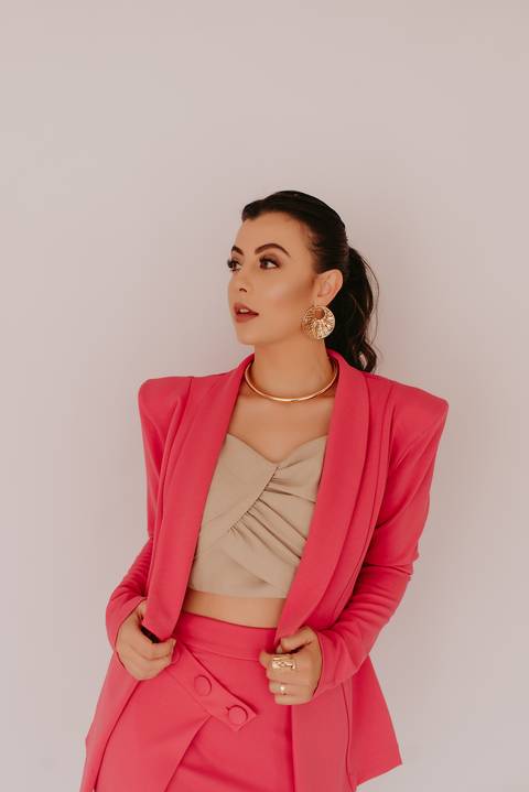 ensaio de marca; ensaio branding



brand session; ensaio de marca pessoa; fotografa em campo grande; ensaio empreendedora; ensaio de marca ; fotos profissionais; fotos profissionais em campo grande; ensaio de joias; semi joias; '