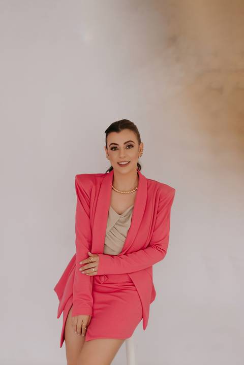 ensaio de marca; ensaio branding



brand session; ensaio de marca pessoa; fotografa em campo grande; ensaio empreendedora; ensaio de marca ; fotos profissionais; fotos profissionais em campo grande; ensaio de joias; semi joias; '