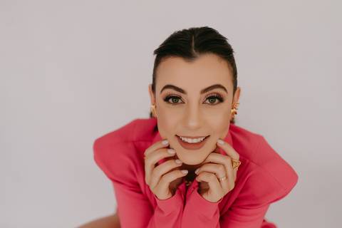 ensaio de marca; ensaio branding



brand session; ensaio de marca pessoa; fotografa em campo grande; ensaio empreendedora; ensaio de marca ; fotos profissionais; fotos profissionais em campo grande; ensaio de joias; semi joias; '