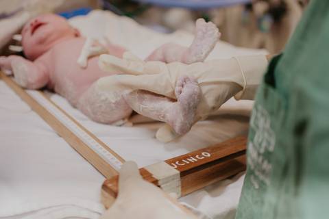 fotografia documental de parto , fotos de cesaria, parto em campo grande, nascimento de bebe, hospital SATA CASA'