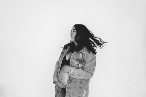 ensaio de gestante; fotos de gravida estudio ; estudio de fotos em campo grande; fotos fran duailibi; fotografa campo grande; fotografo de gestante; ensaio gravida; ensaio criativo gestante; fotos de gravida;'