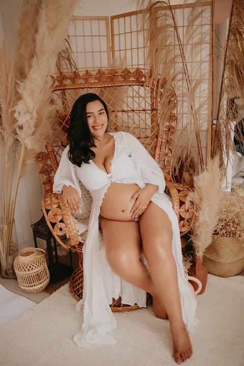 ensaio de gestante; fotos de gravida estudio ; estudio de fotos em campo grande; fotos fran duailibi; fotografa campo grande; fotografo de gestante; ensaio gravida; ensaio criativo gestante; fotos de gravida;'