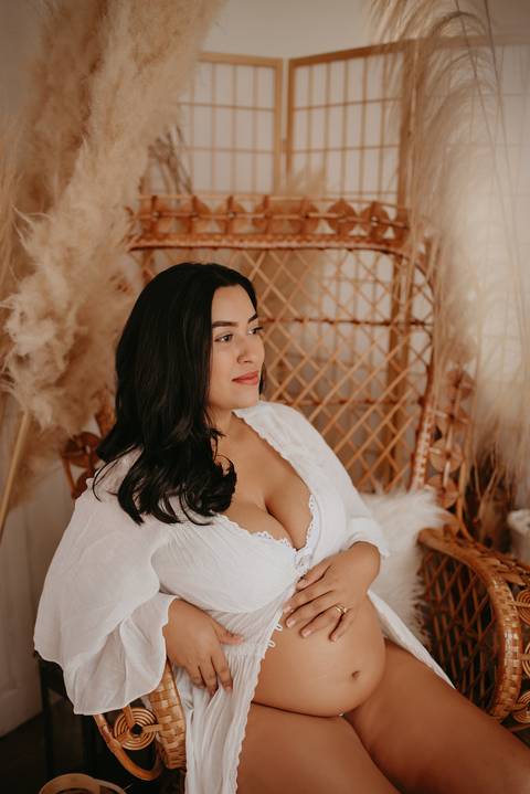 ensaio de gestante; fotos de gravida estudio ; estudio de fotos em campo grande; fotos fran duailibi; fotografa campo grande; fotografo de gestante; ensaio gravida; ensaio criativo gestante; fotos de gravida;'