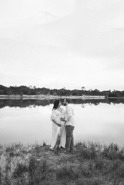 ensaio de gestante; fotos de gravida estudio ; estudio de fotos em campo grande; fotos fran duailibi; fotografa campo grande; fotografo de gestante; ensaio gravida; ensaio criativo gestante; fotos de gravida, foto de gestante lago'