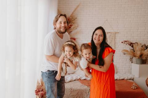 ensaio familia 2 aninhos, ensaio familia ,  fotos de familia .,  campo grande, ensaio bebe 2 aninhos , fotografo em campo grande; fotos de familia em campo grande; ensaio de em campo grande'