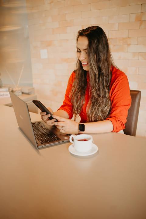 ensaio de marca; ensaio branding, brand session; ensaio de marca pessoa; fotografa em campo grande; ensaio empreendedora; ensaio de marca ; fotos profissionais; fotos profissionais em campo grande; fotos secretaria, ensaio profissional, fotos advogada, '