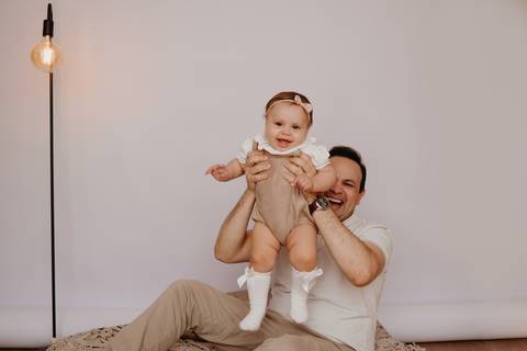 ensaio bebe menina 9 meses no estudio, estilo boho, ensaio pinterest



fotos em familia no estudio



'