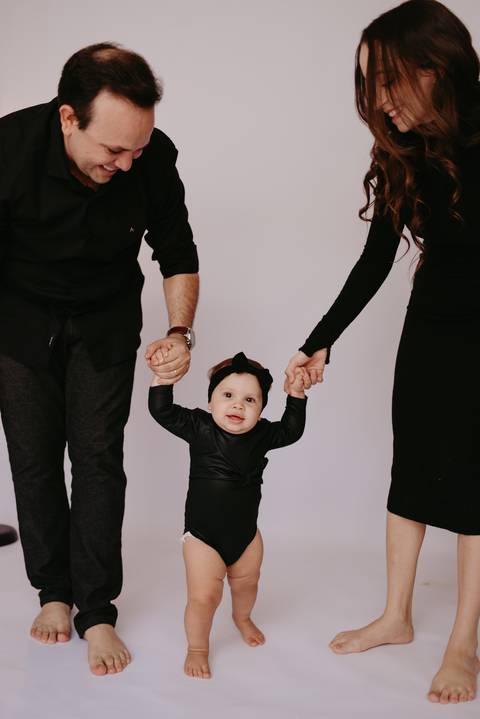 ensaio bebe menina 9 meses no estudio, estilo boho, ensaio pinterest



fotos em familia no estudio



'