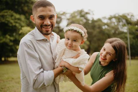 franciele duailibi fotografia;

fotografia de família ; fotos de família ; ensaio de bebe ; ensaio smash the cake; ensaio smash the cake em campo grande; ensaio de bebe; fotografa em campo grande; ensaio externo 1 ano; campo grande; fotografo de criança'