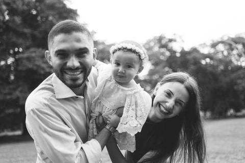 franciele duailibi fotografia;

fotografia de família ; fotos de família ; ensaio de bebe ; ensaio smash the cake; ensaio smash the cake em campo grande; ensaio de bebe; fotografa em campo grande; ensaio externo 1 ano; campo grande; fotografo de criança'