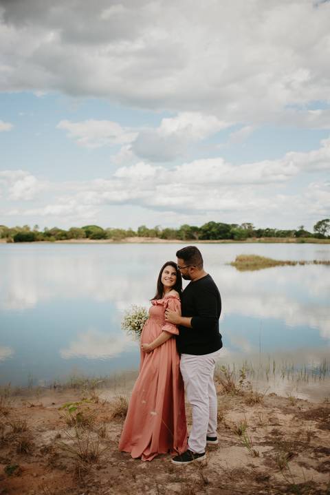 ensaio de gestante; fotos de gravida ; estudio de fotos em campo grande; fotos fran duailibi; fotografa campo grande; fotografo de gestante; ensaio gravida; ensaio criativo gestante; fotos de gravida, foto de gestante lago, ensaio gestante camponesa'