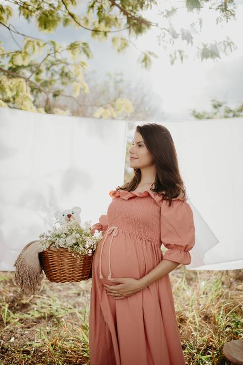ensaio de gestante; fotos de gravida ; estudio de fotos em campo grande; fotos fran duailibi; fotografa campo grande; fotografo de gestante; ensaio gravida; ensaio criativo gestante; fotos de gravida, foto de gestante lago, ensaio gestante camponesa'