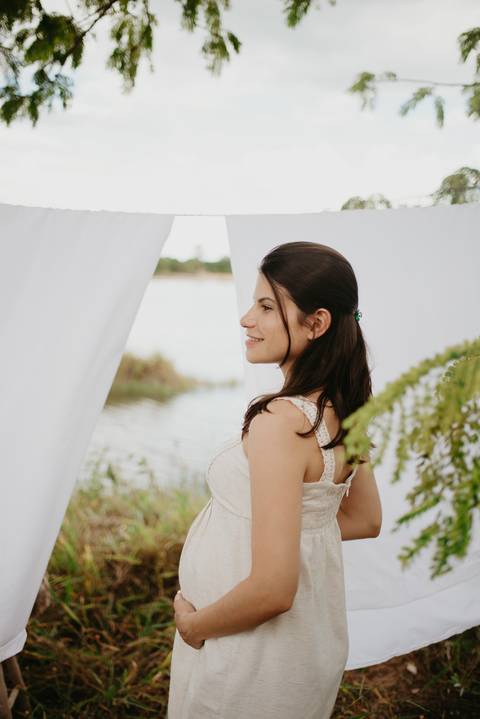 ensaio de gestante; fotos de gravida ; estudio de fotos em campo grande; fotos fran duailibi; fotografa campo grande; fotografo de gestante; ensaio gravida; ensaio criativo gestante; fotos de gravida, foto de gestante lago, ensaio gestante camponesa'