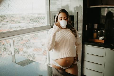 ensaio de gestante; fotos de gravida ; estudio de fotos em campo grande; fotos fran duailibi; fotografa campo grande; fotografo de gestante; ensaio gravida; ensaio criativo gestante; fotos de gravida, foto de gestante lago, ensaio gestante em casa, lifest'