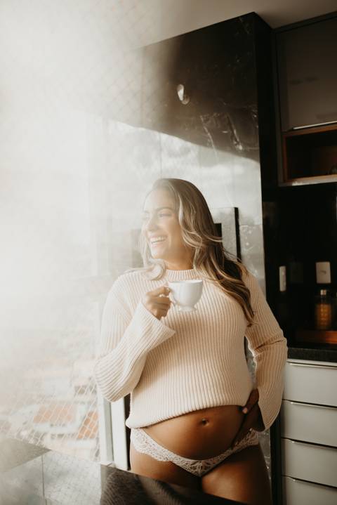 ensaio de gestante; fotos de gravida ; estudio de fotos em campo grande; fotos fran duailibi; fotografa campo grande; fotografo de gestante; ensaio gravida; ensaio criativo gestante; fotos de gravida, foto de gestante lago, ensaio gestante em casa, lifest'