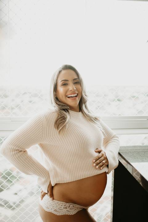 ensaio de gestante; fotos de gravida ; estudio de fotos em campo grande; fotos fran duailibi; fotografa campo grande; fotografo de gestante; ensaio gravida; ensaio criativo gestante; fotos de gravida, foto de gestante lago, ensaio gestante em casa, lifest'