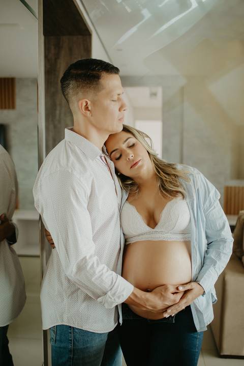 ensaio de gestante; fotos de gravida ; estudio de fotos em campo grande; fotos fran duailibi; fotografa campo grande; fotografo de gestante; ensaio gravida; ensaio criativo gestante; fotos de gravida, foto de gestante lago, ensaio gestante em casa, lifest'