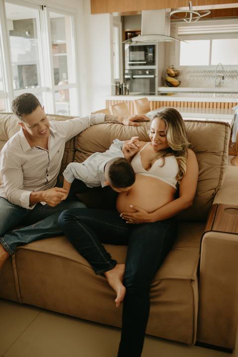 ensaio de gestante; fotos de gravida ; estudio de fotos em campo grande; fotos fran duailibi; fotografa campo grande; fotografo de gestante; ensaio gravida; ensaio criativo gestante; fotos de gravida, foto de gestante lago, ensaio gestante em casa, lifest'