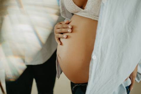 ensaio de gestante; fotos de gravida ; estudio de fotos em campo grande; fotos fran duailibi; fotografa campo grande; fotografo de gestante; ensaio gravida; ensaio criativo gestante; fotos de gravida, foto de gestante lago, ensaio gestante em casa, lifest'