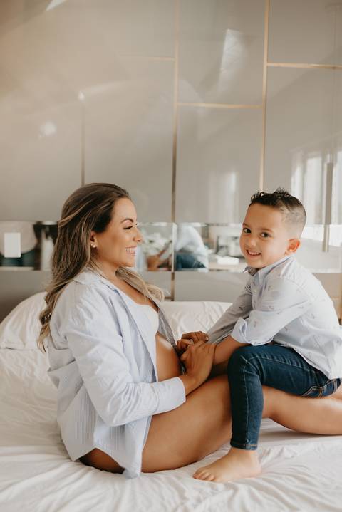 ensaio de gestante; fotos de gravida ; estudio de fotos em campo grande; fotos fran duailibi; fotografa campo grande; fotografo de gestante; ensaio gravida; ensaio criativo gestante; fotos de gravida, foto de gestante lago, ensaio gestante em casa, lifest'