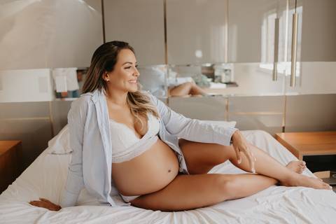 ensaio de gestante; fotos de gravida ; estudio de fotos em campo grande; fotos fran duailibi; fotografa campo grande; fotografo de gestante; ensaio gravida; ensaio criativo gestante; fotos de gravida, foto de gestante lago, ensaio gestante em casa, lifest'