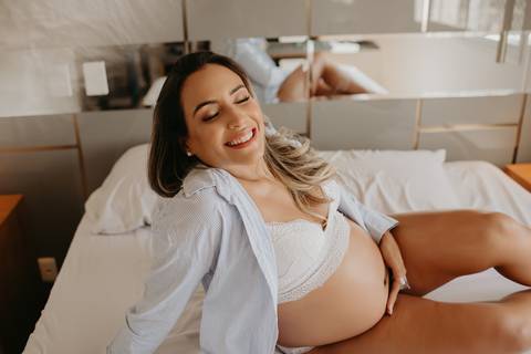 ensaio de gestante; fotos de gravida ; estudio de fotos em campo grande; fotos fran duailibi; fotografa campo grande; fotografo de gestante; ensaio gravida; ensaio criativo gestante; fotos de gravida, foto de gestante lago, ensaio gestante em casa, lifest'