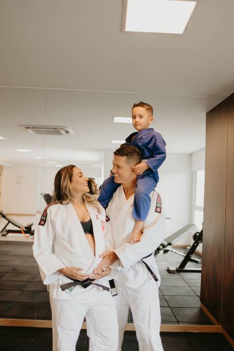 ensaio de gestante; fotos de gravida ; estudio de fotos em campo grande; fotos fran duailibi; fotografa campo grande; fotografo de gestante; ensaio gravida; ensaio criativo gestante; fotos de gravida, foto de gestante lago, ensaio gestante em casa, lifest'