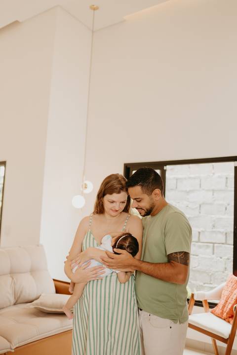 ensaio bebe; ensaio lifestyle, ensaio bebe em casa; quantinho de bebe; mae de menina; fotografa em campo grande; franciele duailibi fotografia; ensaio de criança'