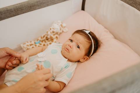 ensaio bebe; ensaio lifestyle, ensaio bebe em casa; quantinho de bebe; mae de menina; fotografa em campo grande; franciele duailibi fotografia; ensaio de criança'