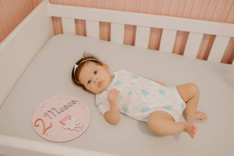 ensaio bebe; ensaio lifestyle, ensaio bebe em casa; quantinho de bebe; mae de menina; fotografa em campo grande; franciele duailibi fotografia; ensaio de criança'