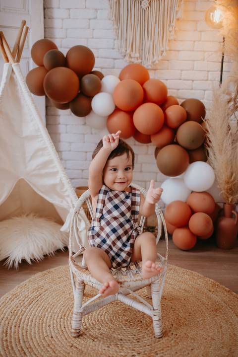 franciele duailibi fotografia; fotografia de família ; fotos de família ; ensaio de bebe ; ensaio smash the cake; ensaio smash the cake em campo grande; ensaio de bebe; fotografa em campo grande; ensaio 1 ano estudio; campo grande; fotografo de criança'