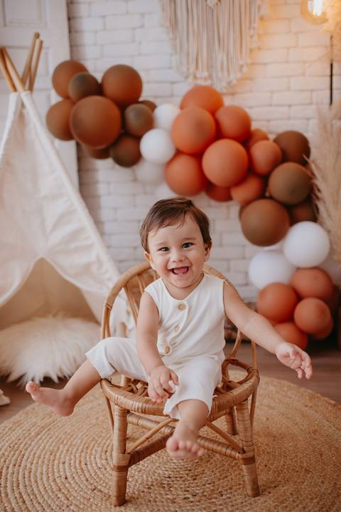 franciele duailibi fotografia; fotografia de família ; fotos de família ; ensaio de bebe ; ensaio smash the cake; ensaio smash the cake em campo grande; ensaio de bebe; fotografa em campo grande; ensaio 1 ano estudio; campo grande; fotografo de criança'