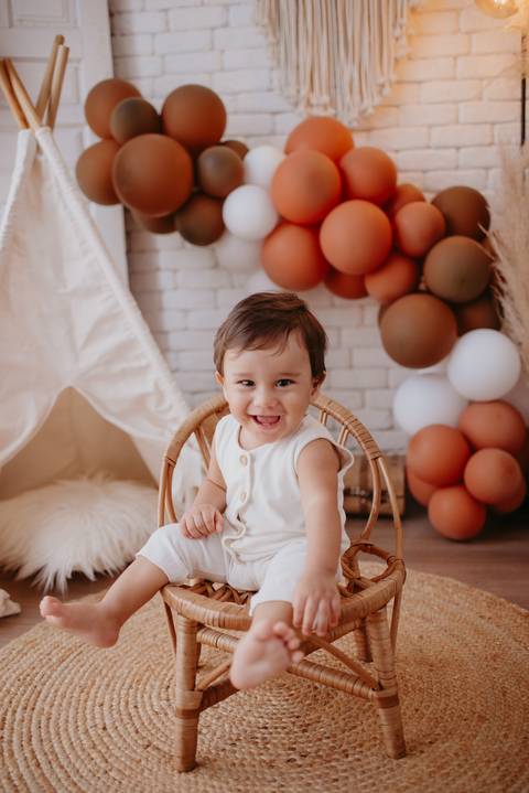 franciele duailibi fotografia; fotografia de família ; fotos de família ; ensaio de bebe ; ensaio smash the cake; ensaio smash the cake em campo grande; ensaio de bebe; fotografa em campo grande; ensaio 1 ano estudio; campo grande; fotografo de criança'