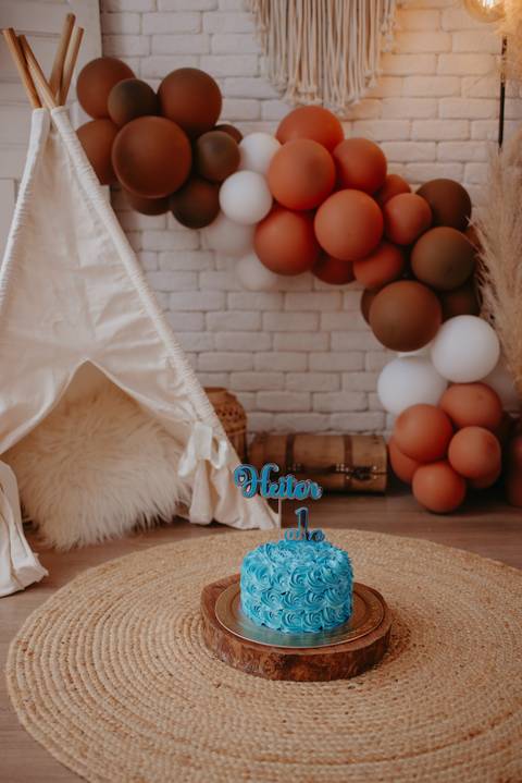 franciele duailibi fotografia; fotografia de família ; fotos de família ; ensaio de bebe ; ensaio smash the cake; ensaio smash the cake em campo grande; ensaio de bebe; fotografa em campo grande; ensaio 1 ano estudio; campo grande; fotografo de criança'