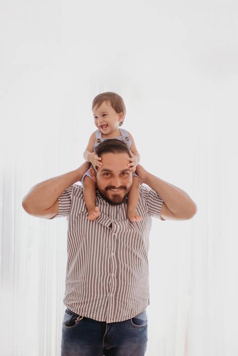 franciele duailibi fotografia; fotografia de família ; fotos de família ; ensaio de bebe ; ensaio smash the cake; ensaio smash the cake em campo grande; ensaio de bebe; fotografa em campo grande; ensaio 1 ano estudio; campo grande; fotografo de criança'