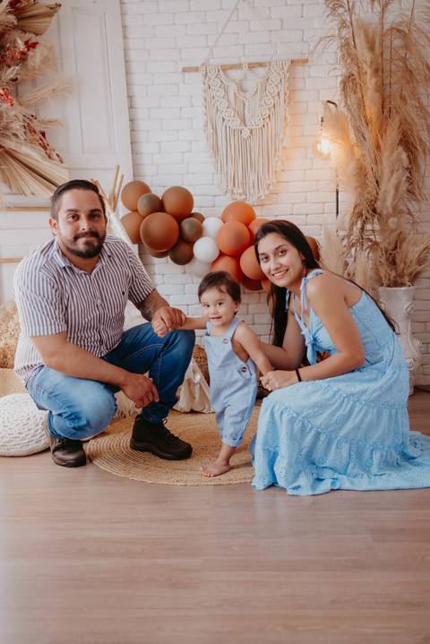 franciele duailibi fotografia; fotografia de família ; fotos de família ; ensaio de bebe ; ensaio smash the cake; ensaio smash the cake em campo grande; ensaio de bebe; fotografa em campo grande; ensaio 1 ano estudio; campo grande; fotografo de criança'