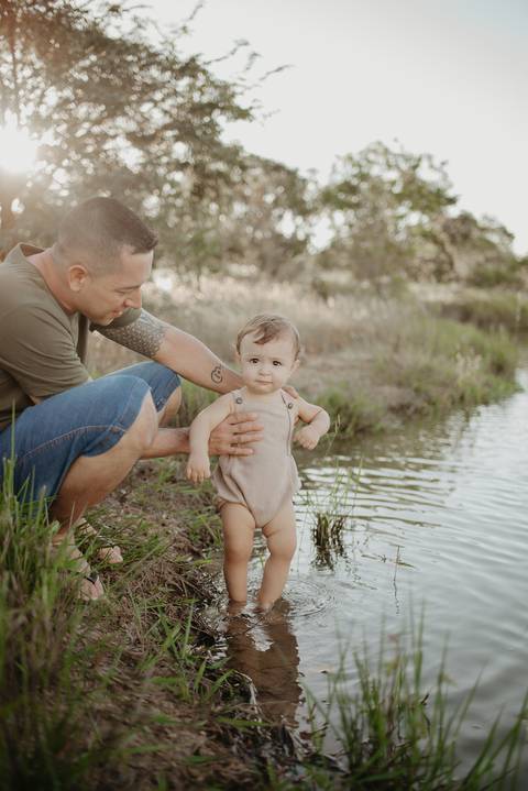franciele duailibi fotografia; fotografia de família ; fotos de família ; ensaio de bebe ; ensaio smash the cake; ensaio smash the cake em campo grande; ensaio de bebe; fotografa em campo grande; ensaio 1 ano externo; campo grande; fotografo de criança'
