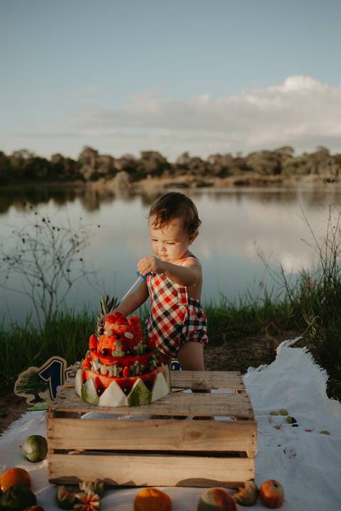 franciele duailibi fotografia; fotografia de família ; fotos de família ; ensaio de bebe ; ensaio smash the cake; ensaio smash the cake em campo grande; ensaio de bebe; fotografa em campo grande; ensaio 1 ano externo; campo grande; fotografo de criança'