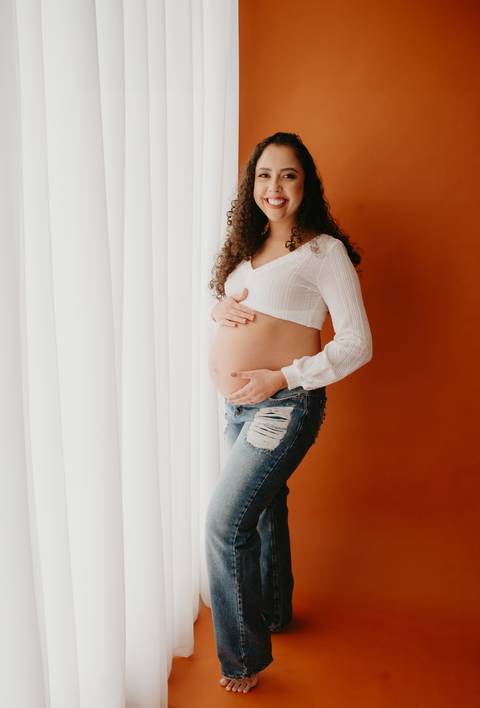 ensaio de gestante; fotos de gravida estudio ; estudio de fotos em campo grande; fotos fran duailibi; fotografa campo grande; fotografo de gestante; ensaio gravida; ensaio criativo gestante; fotos de gravida;'