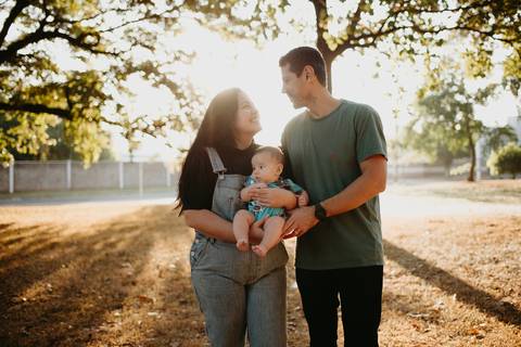 franciele duailibi fotografia; fotografia de família ; fotos de família ; ensaio de bebe externo; ensaio de bebe; fotografa em campo grande; ensaio externo familia; campo grande; fotografo de criança; bosque da paz campo grande'