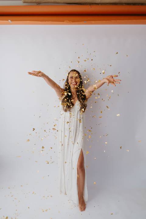 ensaio feminino em campo grande, ensaio aniversario, 30 anos, ensaio criativo; fotos mulher; franciele duailibi; fotografo em campo grande; ensaio estudio aniversario; fotos aniversario adulto'