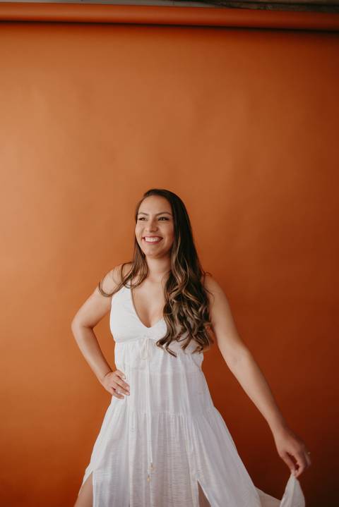 ensaio feminino em campo grande, ensaio aniversario, 30 anos, ensaio criativo; fotos mulher; franciele duailibi; fotografo em campo grande; ensaio estudio aniversario; fotos aniversario adulto'