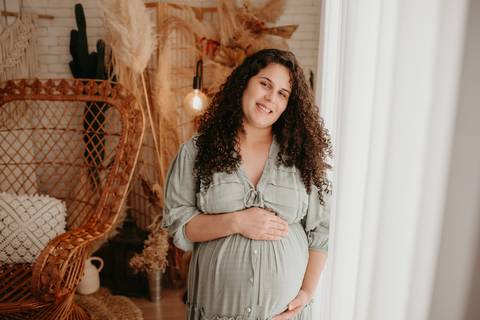 ensaio de gestante; fotos de gravida estudio ; estudio de fotos em campo grande; fotos fran duailibi; fotografa campo grande; fotografo de gestante; ensaio gravida; ensaio criativo gestante; fotos de gravida;'