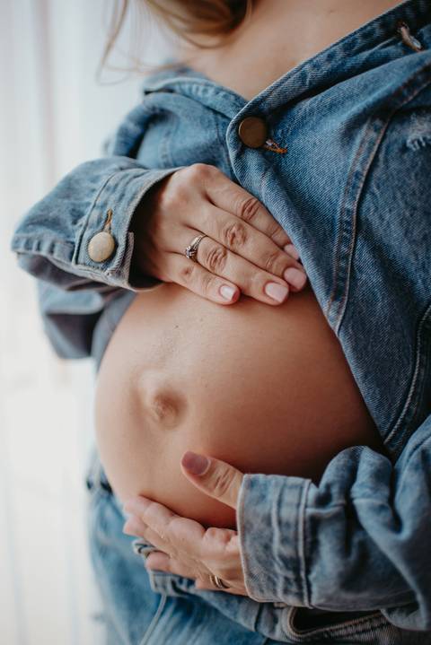 ensaio de gestante; fotos de gravida estudio ; estudio de fotos em campo grande; fotos fran duailibi; fotografa campo grande; fotografo de gestante; ensaio gravida; ensaio criativo gestante; fotos de gravida;'