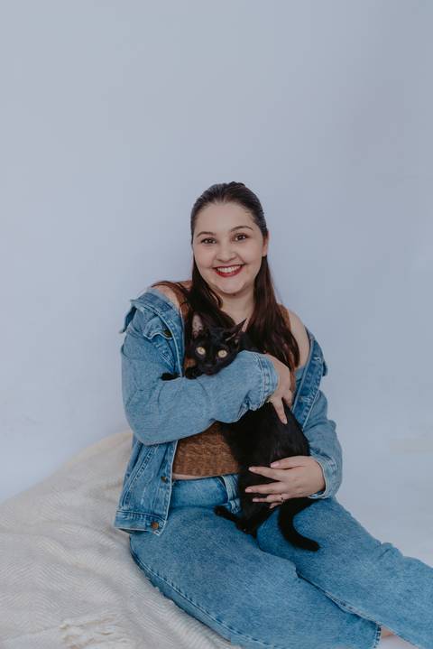 ensaio feminino em campo grande, ensaio aniversario, 30 anos, ensaio criativo; fotos mulher; franciele duailibi; fotografo em campo grande; ensaio estudio aniversario; fotos aniversario adulto'